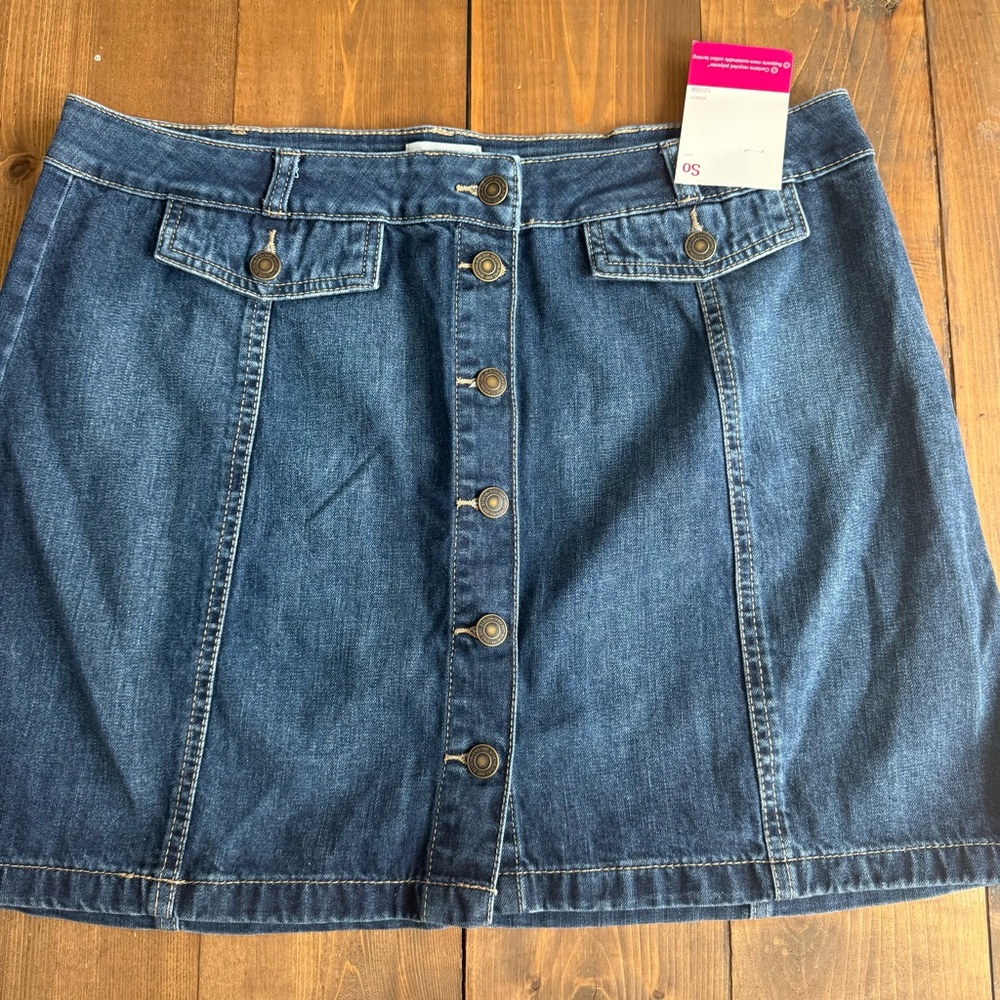 NWT SO Blue Denim Button-Up Mini Skirt - Picture 2 of 6